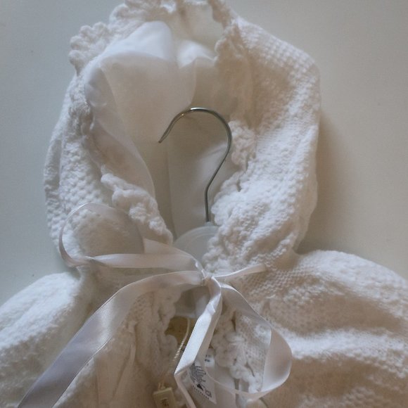 NWT Baby Girls Angels White Hooded Knit Sweater Cape 4T* - Picture 4 of 9